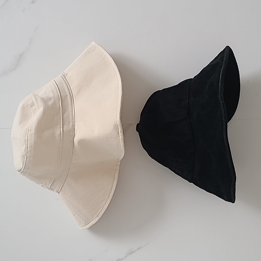 Set of bucket hat